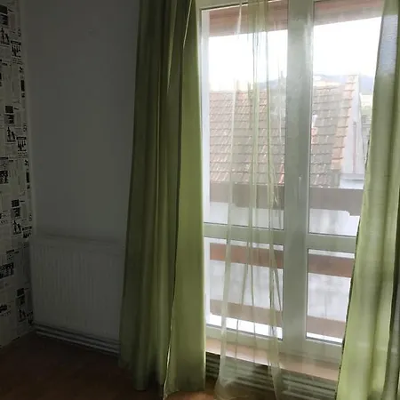 بيت ضيافة Casa براشوف